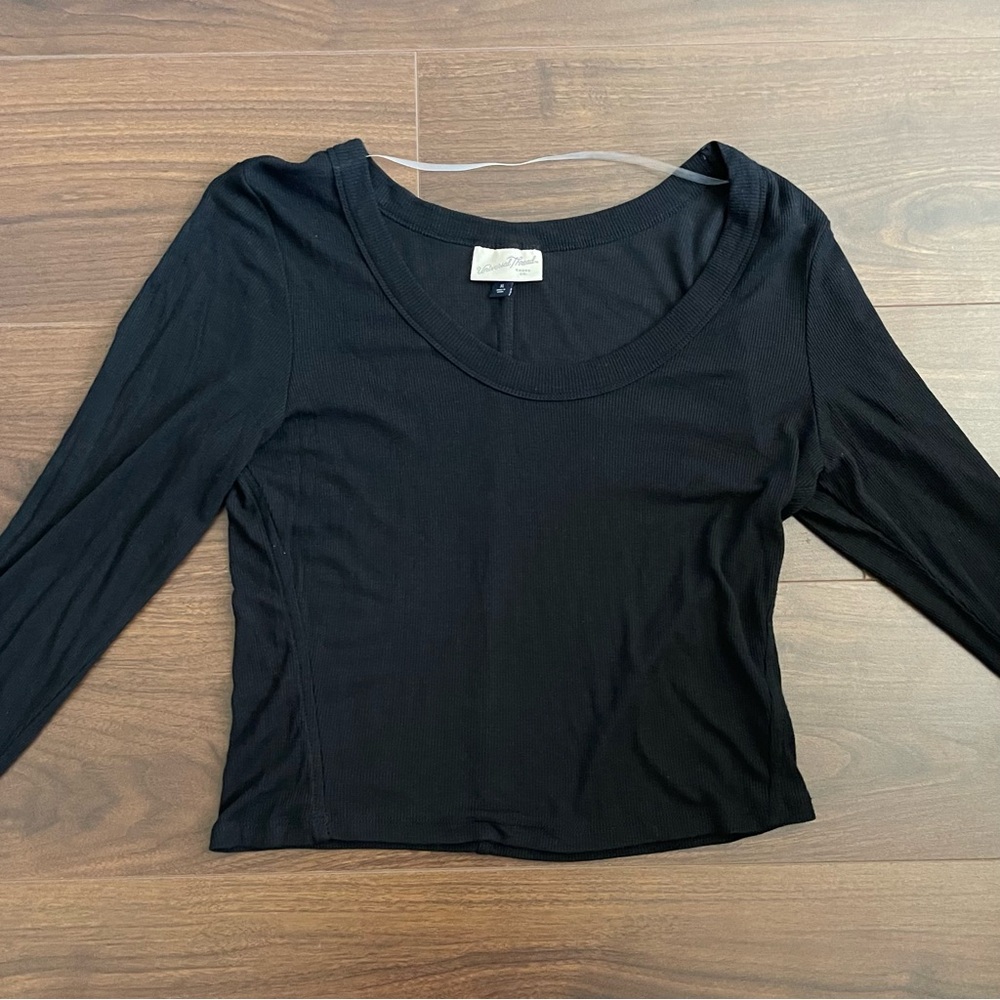 Universal Thread Long Sleeve